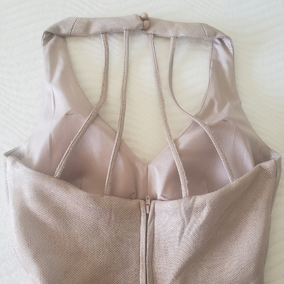 Dress - Picture 4 of 4